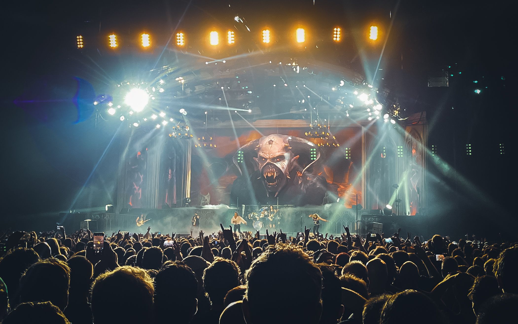 Iron Maiden - Legacy of the Beast 2022 - Gelredome - Horned Eddy over stage